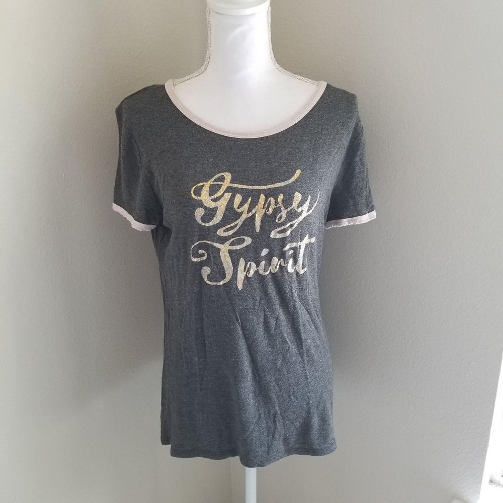 🦄  maurices / M / Gray Short Sleeve Tee